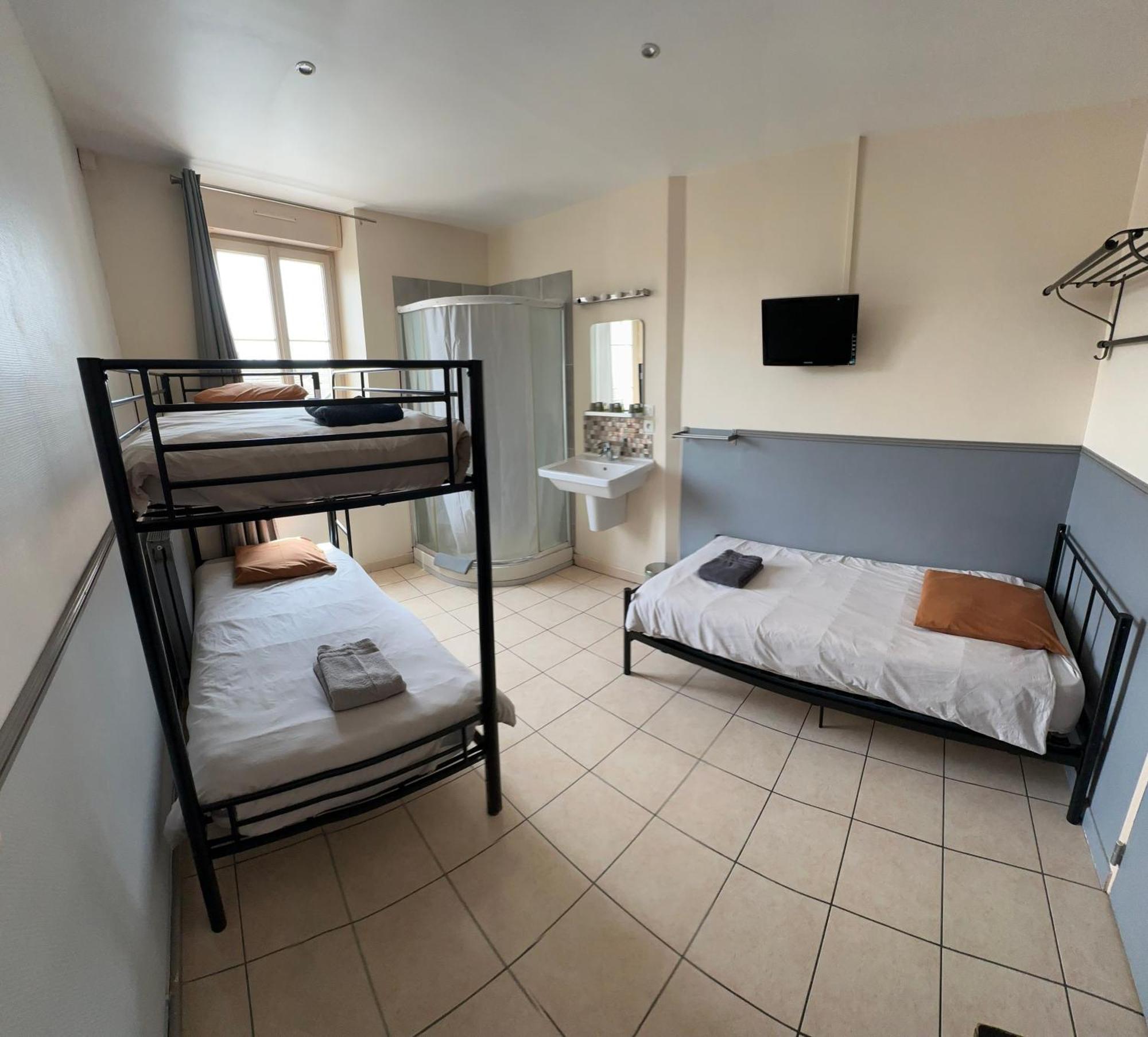 C80 By Crep80 Hotel Avallon Exterior photo